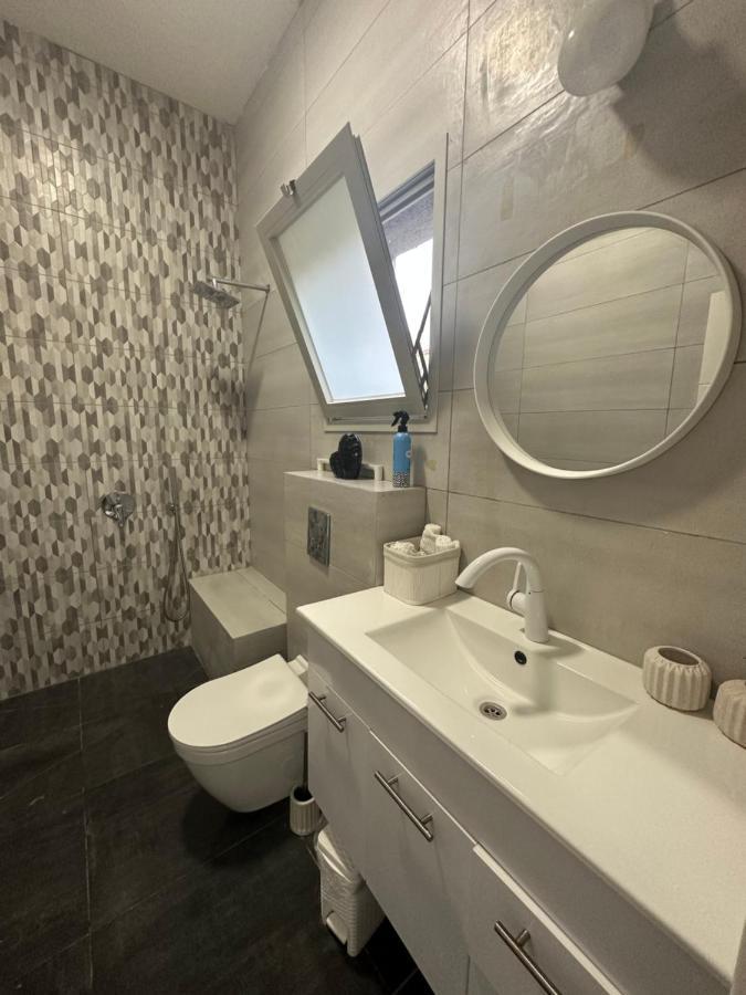 חניתה Apartamento Kiryat Shemona Exterior foto